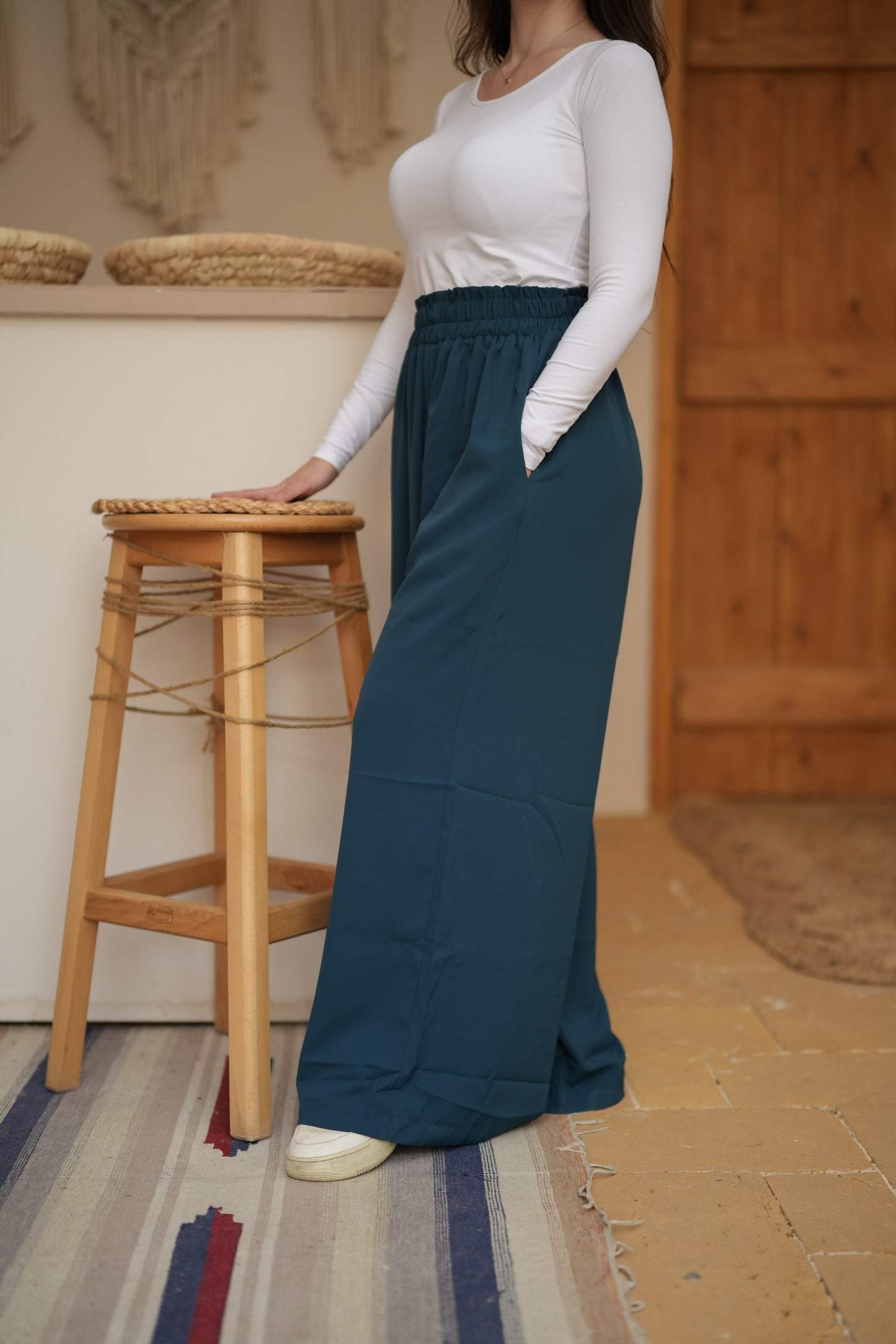 Wide leg pants