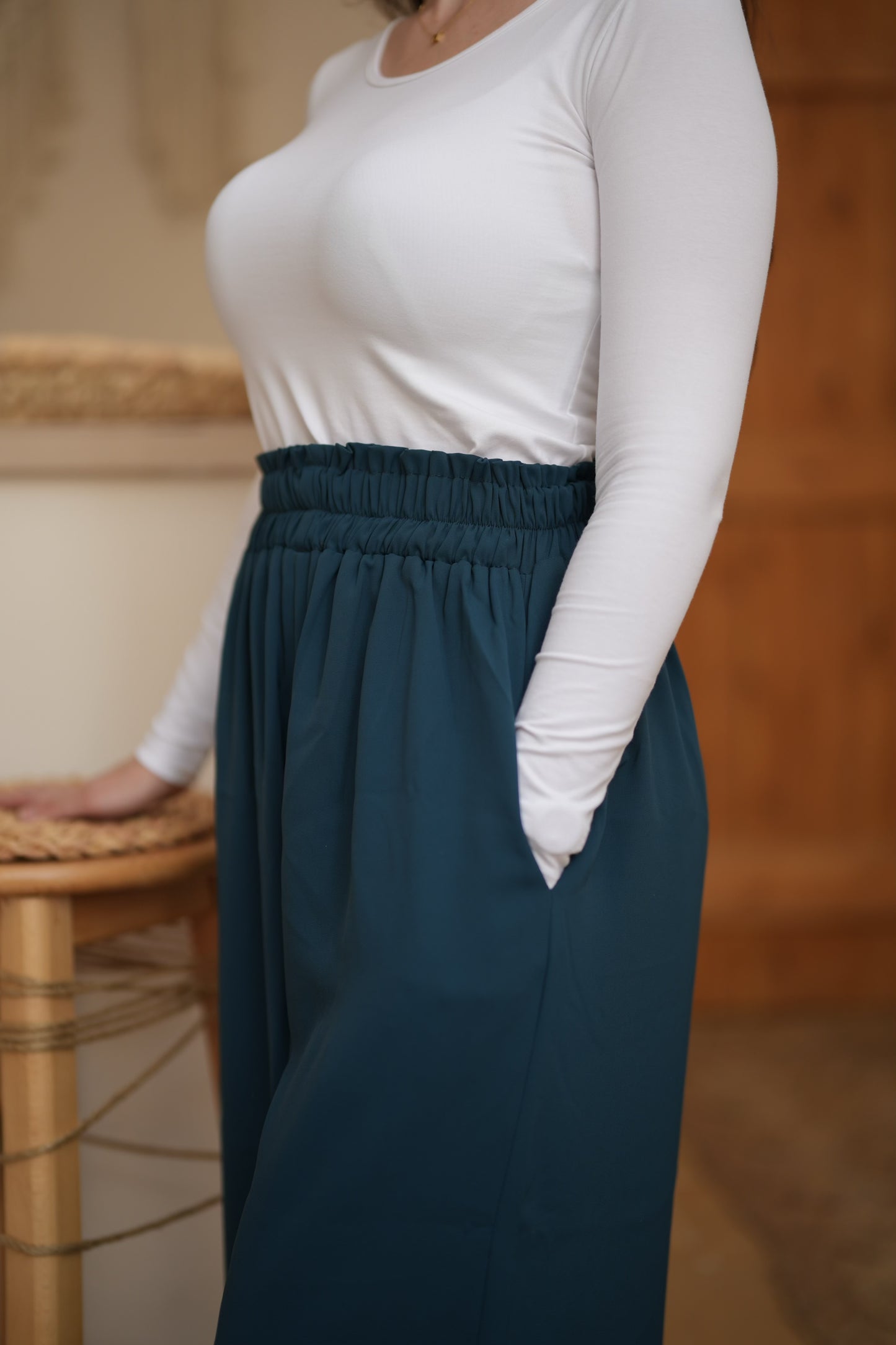 Wide leg pants