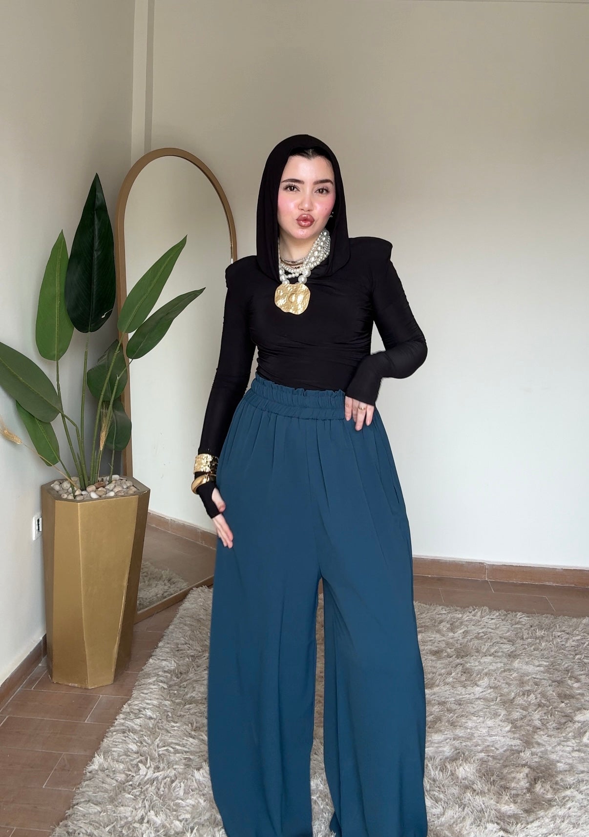 Wide leg pants