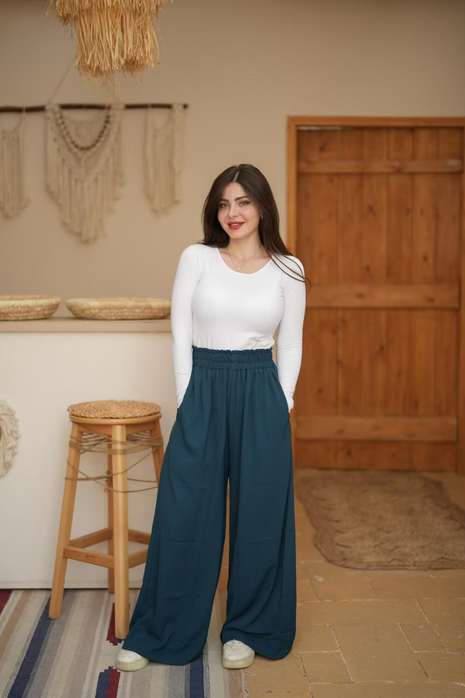 Wide leg pants