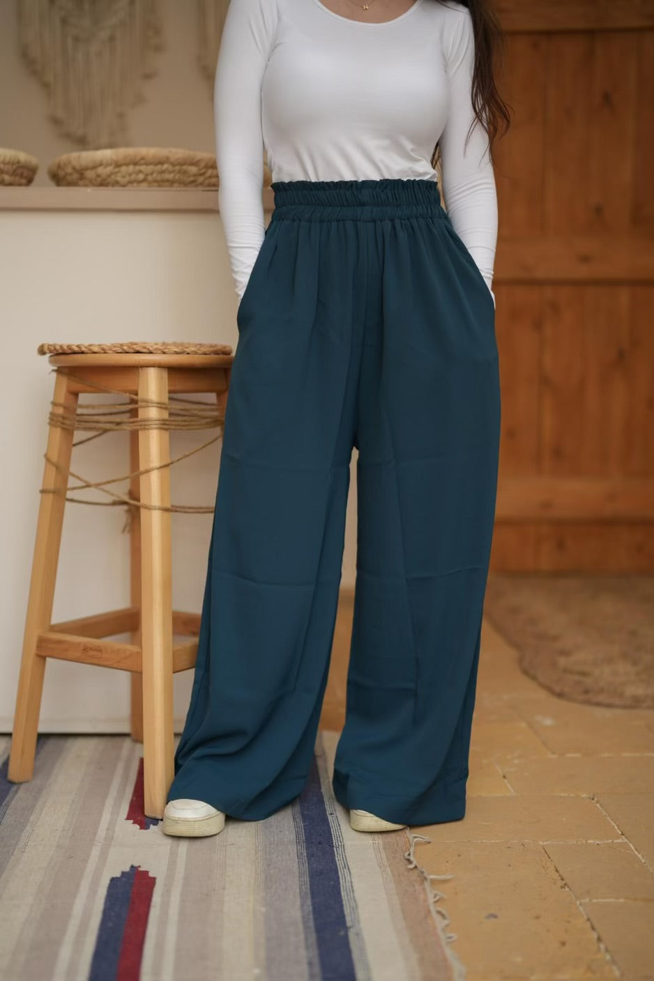 Wide leg pants